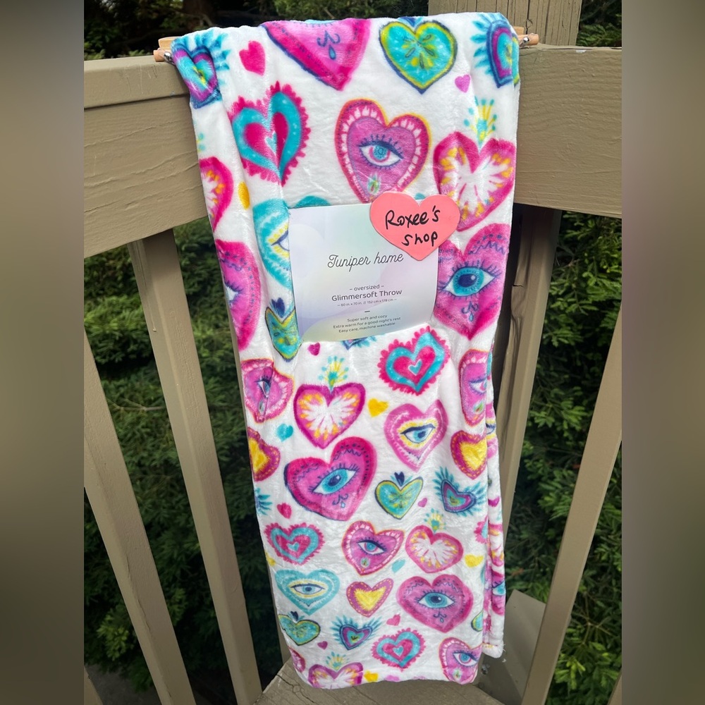 Evil Eye Heart Corazón Plush Throw Blanket